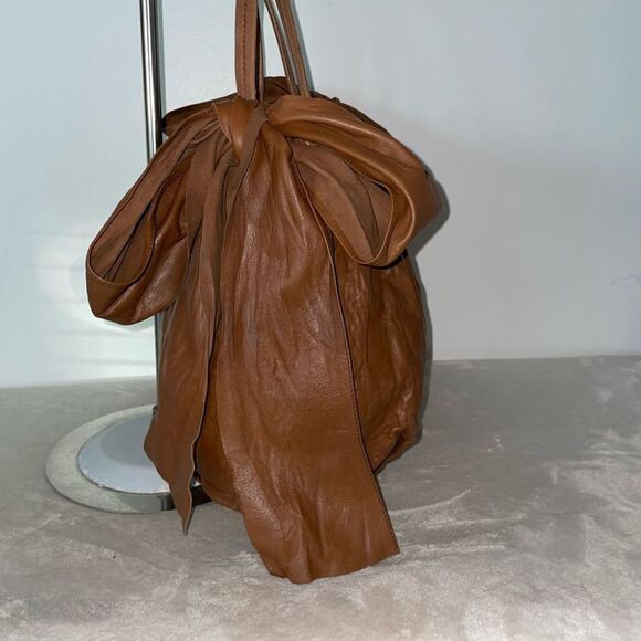 AUTHENTIC PRADA LAMBSKIN HOBO BAG CAMEL MEDIUM - Picture 4 of 15